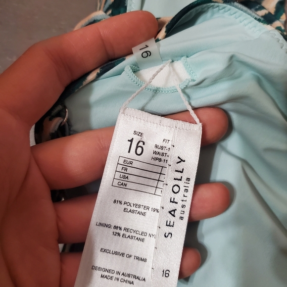 NWOT Seafolly Wild at Heart Drawstring Bralette Bikini Top. Evergreen. 12 US. - Picture 9 of 10